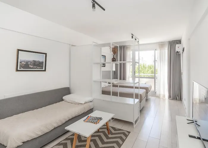 Deluxe Apartment